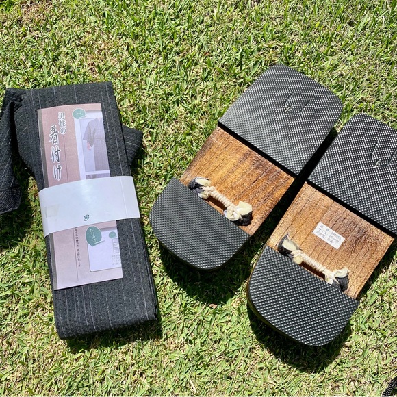 NEW Men’s Kimono Robe Yukata Long Sandals Belt and Pouch Bag - Picture 6 of 17